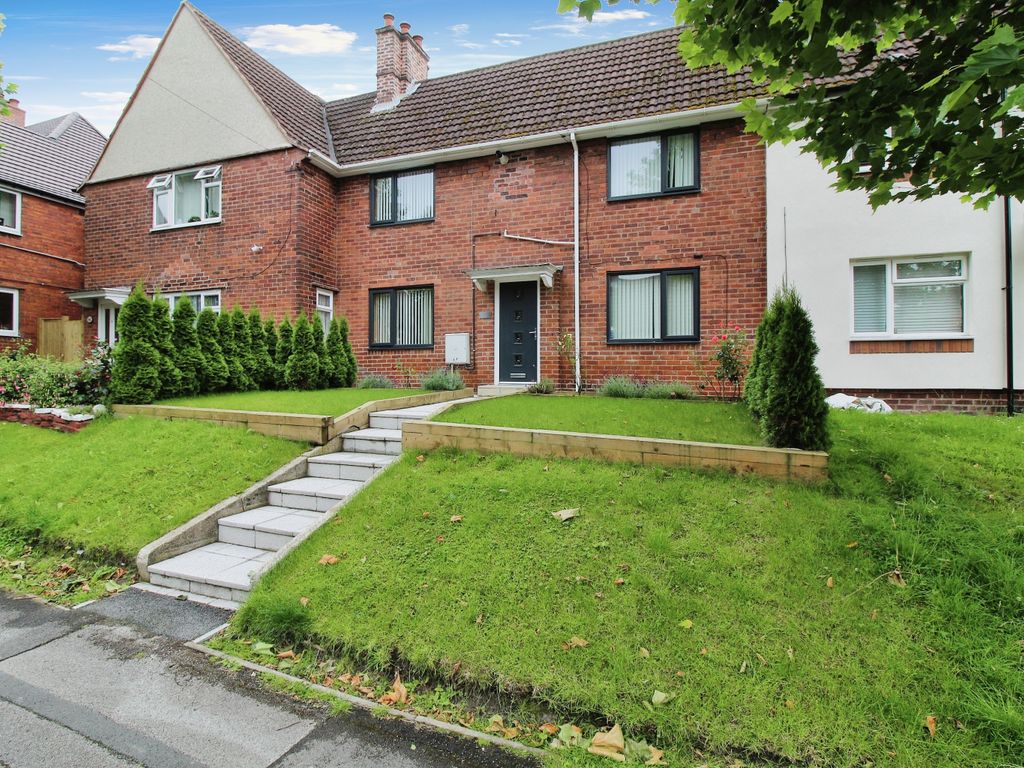 3 bed terraced house for sale in Walton Drive, Chesterfield S40 Zoopla