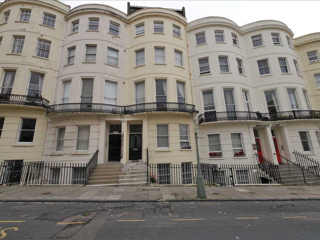 Studio for sale in Brunswick Place, Hove BN3 Zoopla