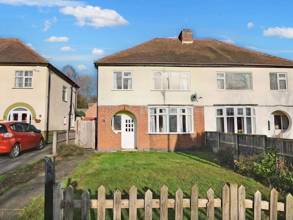 3 bed semidetached house for sale in 32 Burton Road Measham