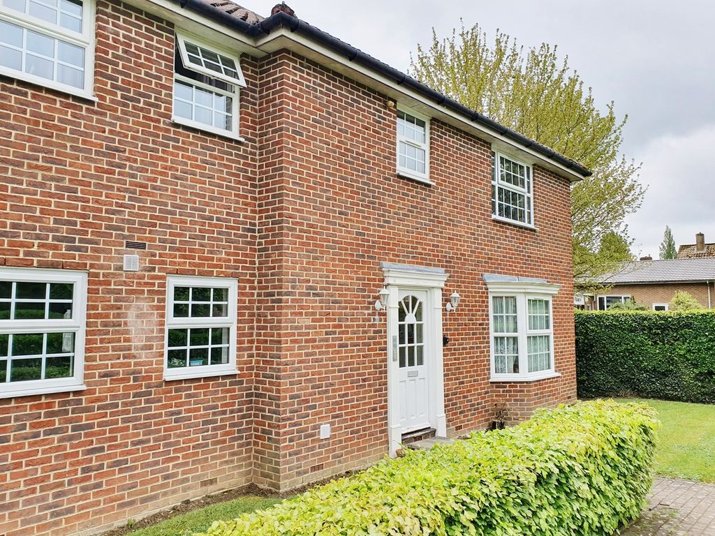 1 bed flat to rent in Parkway Gardens, Welwyn Garden City AL8 Zoopla