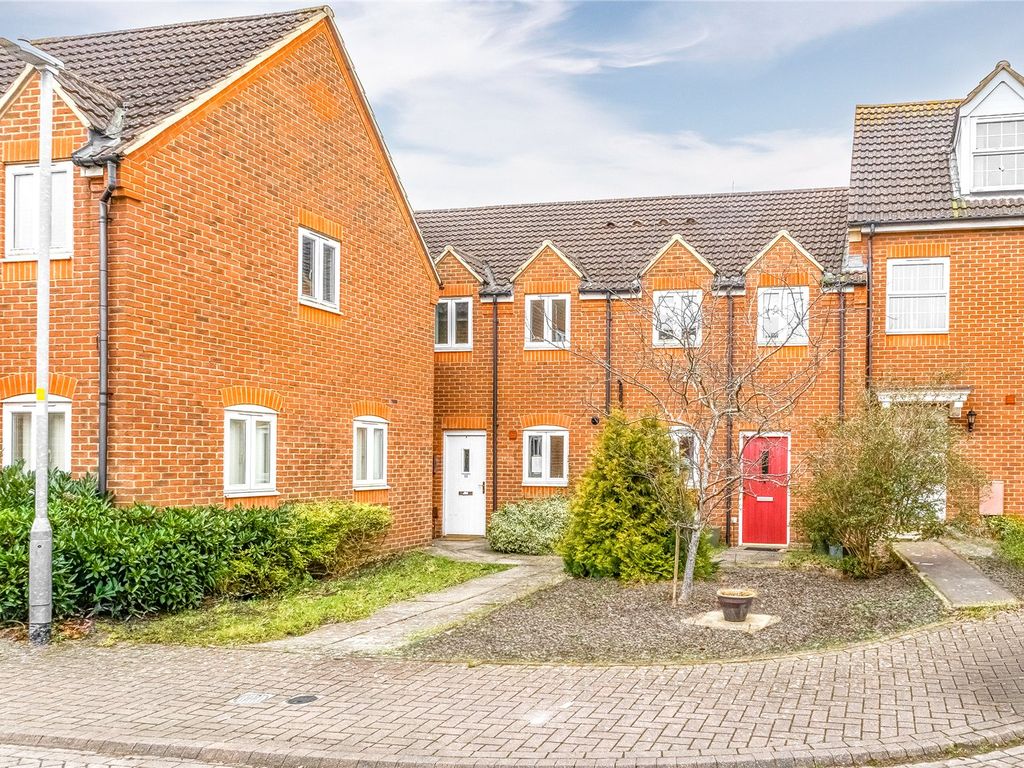 2 bed terraced house to rent in Darling Close, Swindon, Wiltshire SN3