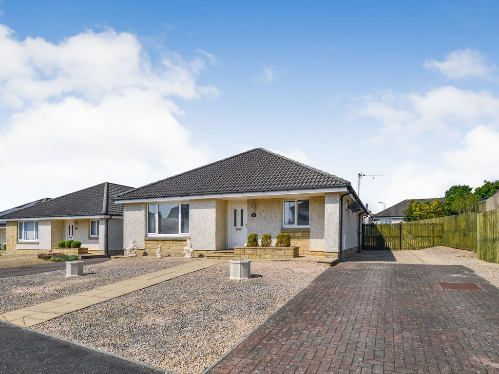 3 bed detached bungalow for sale in 21 Glencairn Gardens, Stevenston KA20, £229,000 Zoopla