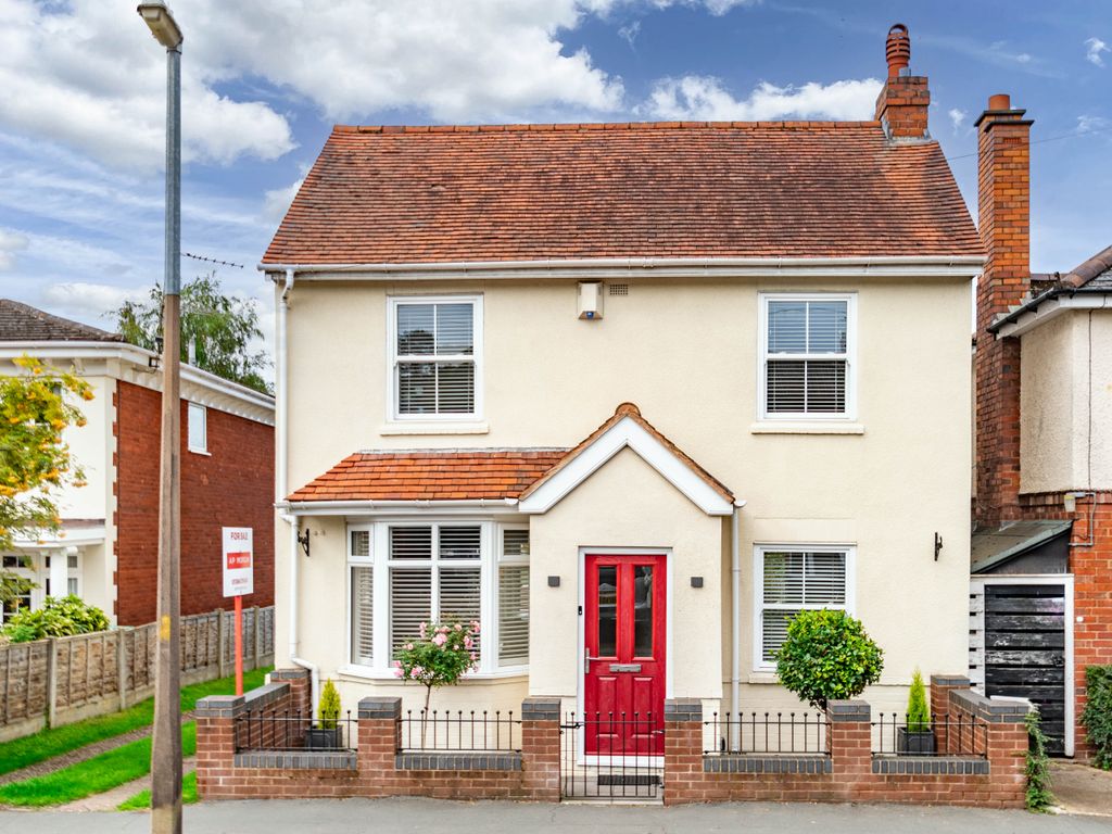 3 bed detached house for sale in Lea Vale Road, Stourbridge, West