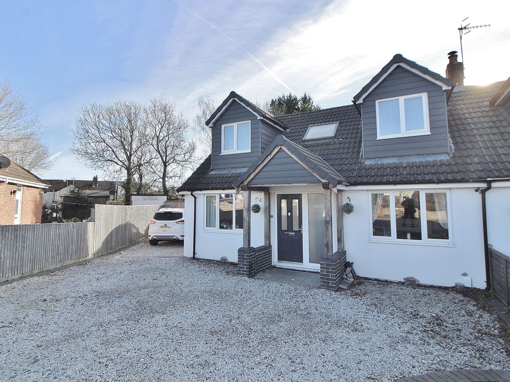 5 bed semidetached house for sale in Dorrita Avenue, Cowplain