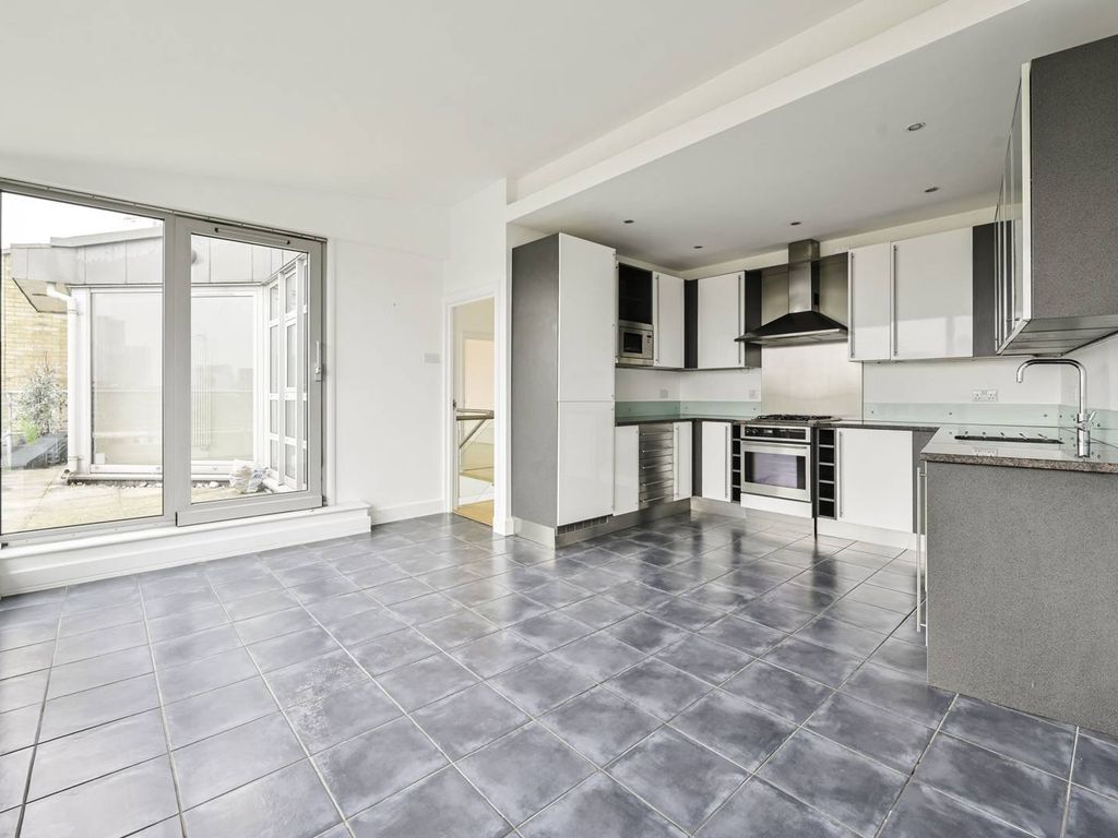 3 bed flat for sale in Borough High Street, London Bridge, London SE1
