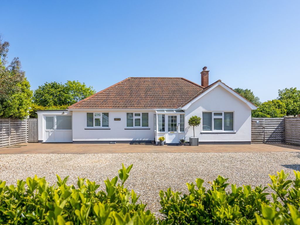 3 bed bungalow for sale in Camp Du Roi, Vale, Guernsey GY6 Zoopla