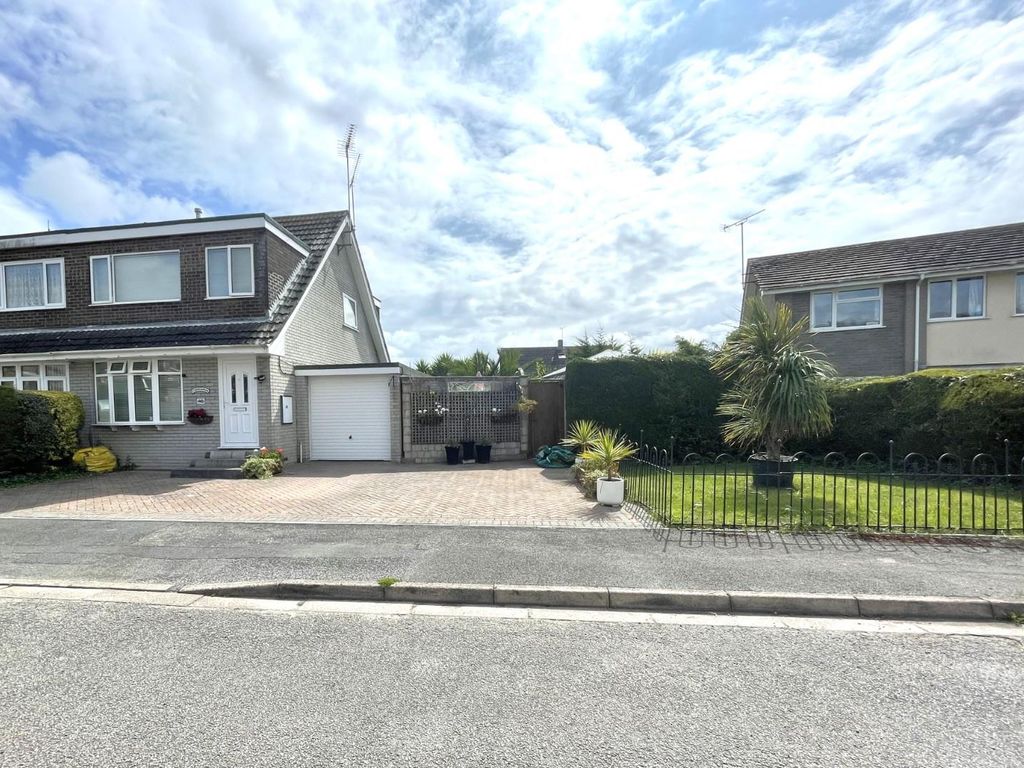 3 bed semidetached house for sale in Maple Avenue, Torpoint PL11, £