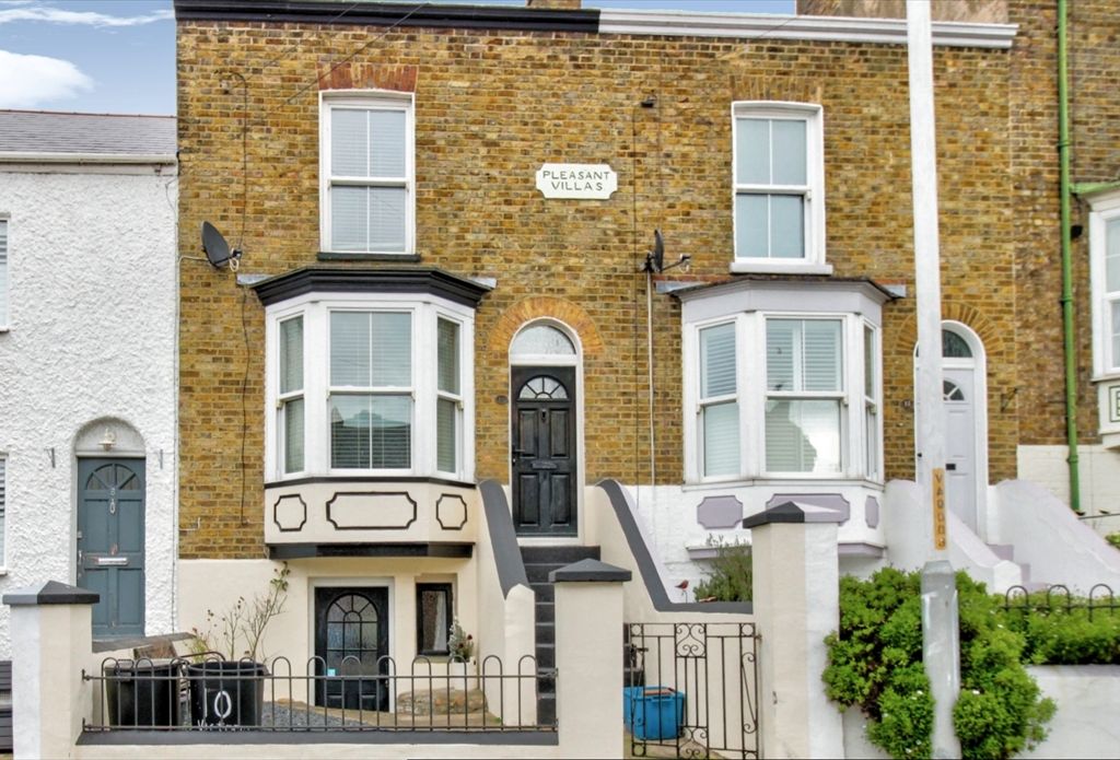 3 bed terraced house for sale in Victoria Road, Ramsgate CT11 Zoopla