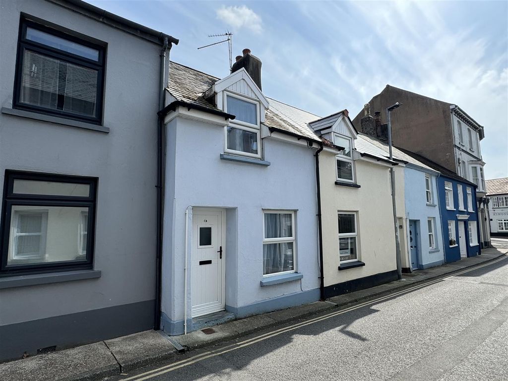 1 bed property for sale in Cross Street, Northam, Bideford EX39, £