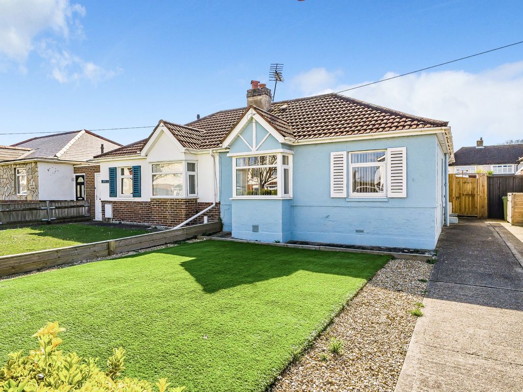 2 bed semidetached bungalow for sale in Gosport Road, Fareham PO16