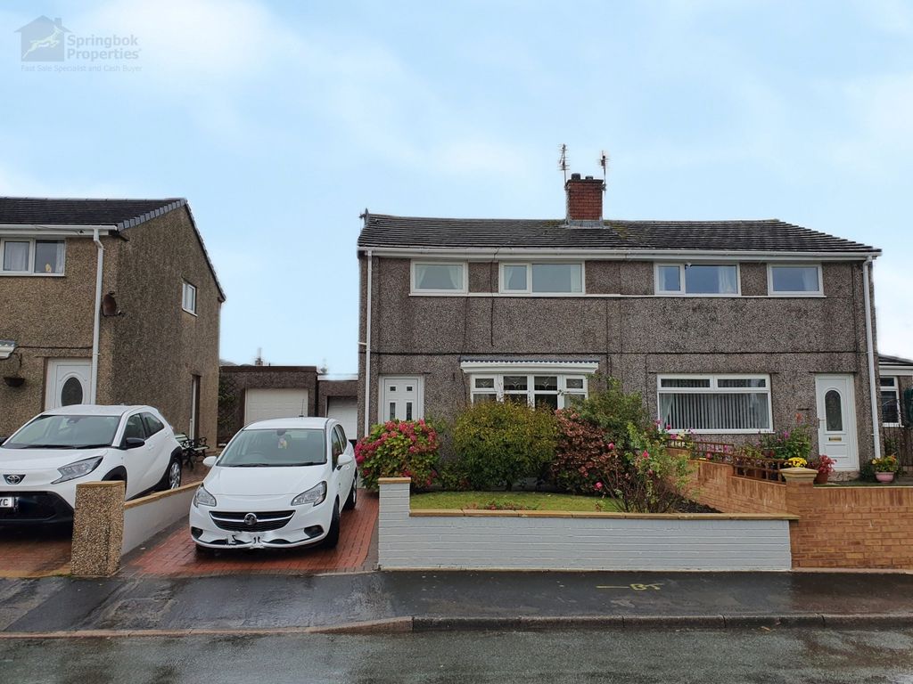 3 bed semidetached house for sale in Scawfell Avenue, Workington