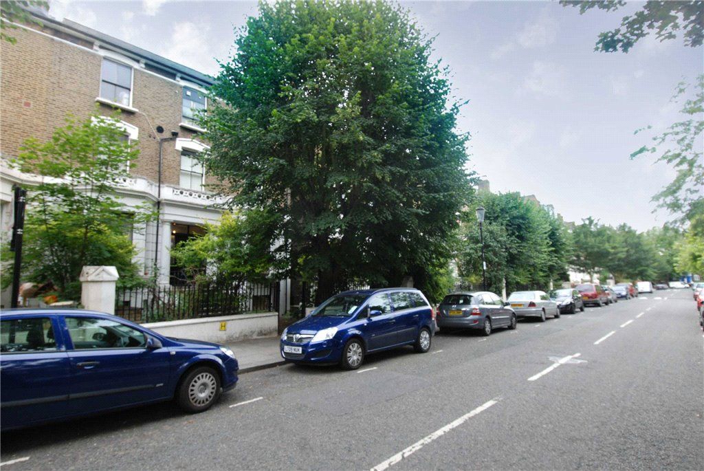 1 bed flat to rent in St. Charles Square, London W10, £1,675 pcm Zoopla