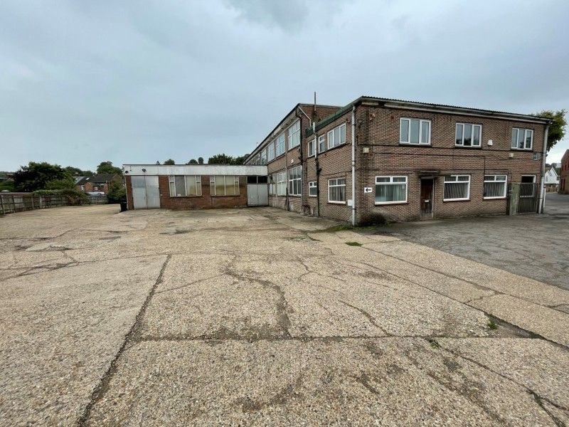 Industrial to let in Premises At Higham Mead, Chesham, Buckinghamshire