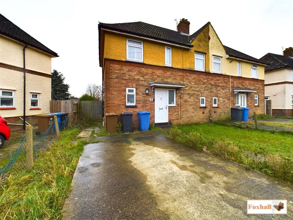 3 bed semidetached house for sale in Campbell Road, Ipswich IP3, £