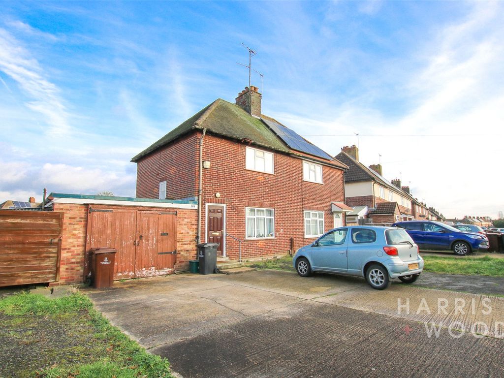 2 bed semidetached house to rent in Speedwell Road, Colchester, Essex