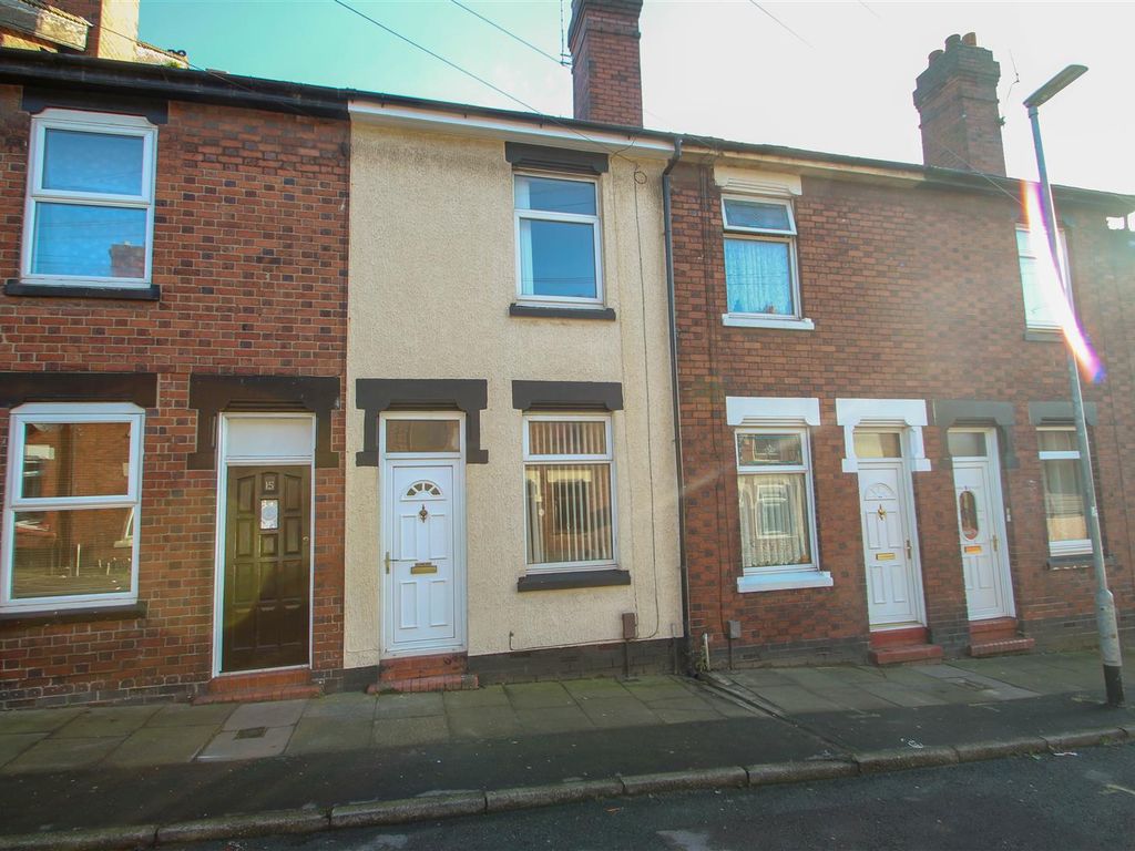 3 bed terraced house to rent in Berdmore Street, Fenton, StokeOnTrent