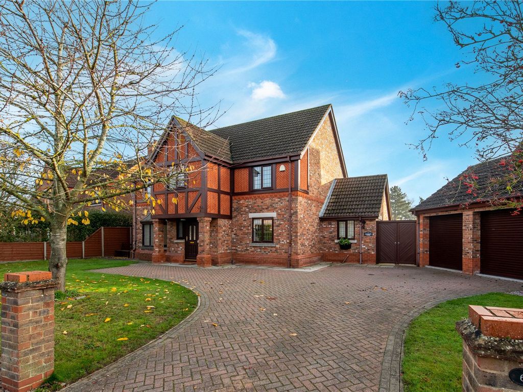 4 bed detached house for sale in Oak Way, Heckington, Sleaford