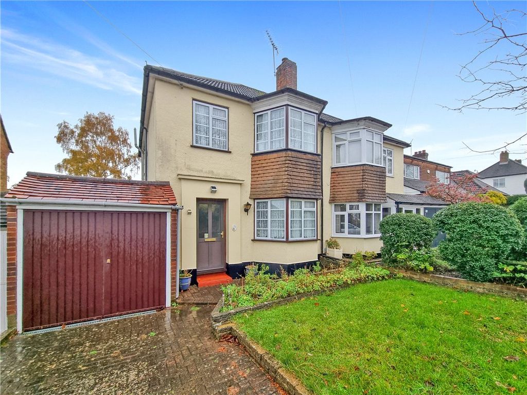 3 bed semidetached house for sale in Haileybury Road, South Orpington