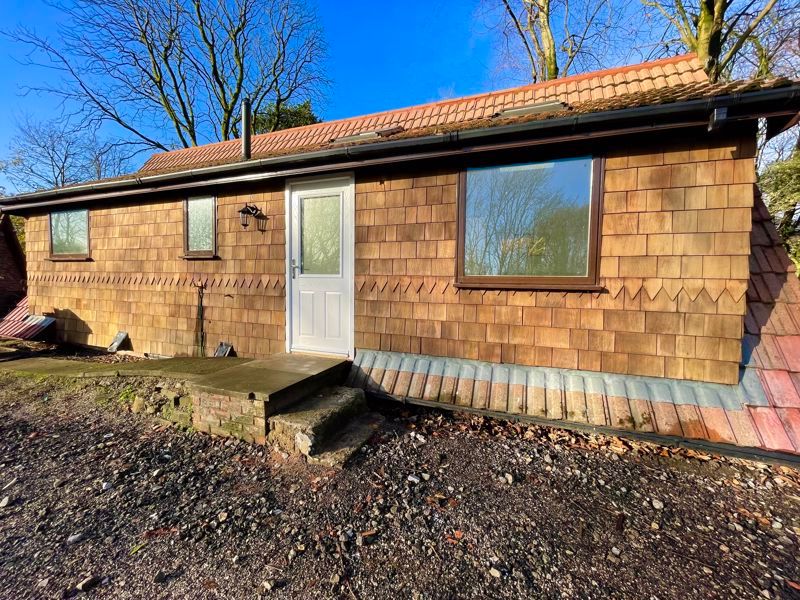 2 bed detached bungalow to rent in Cedar Wood Court, Chorley New Road