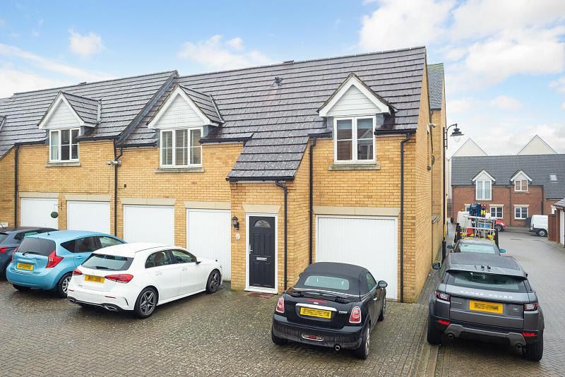2 bed end terrace house to rent in Barley Mow View, Repton Park