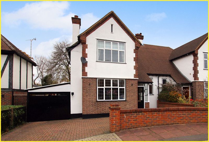 3 bed semidetached house for sale in Tudor Gardens, West Wickham BR4