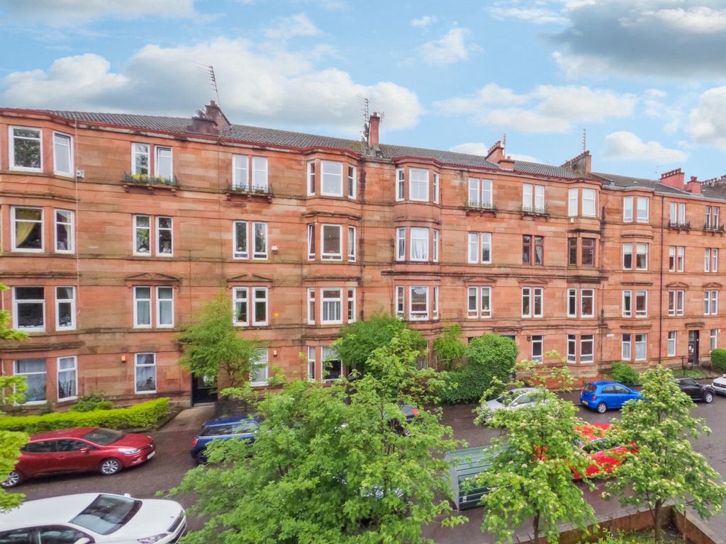 2 bed flat for sale in 1/1, Ledard Road, Battlefield, Glasgow G42 Zoopla