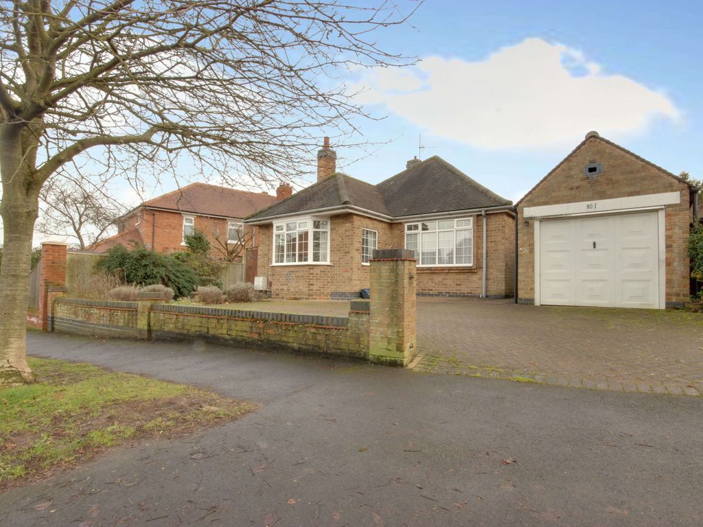 2 bed detached bungalow for sale in Thurstan Road, Beverley HU17, £