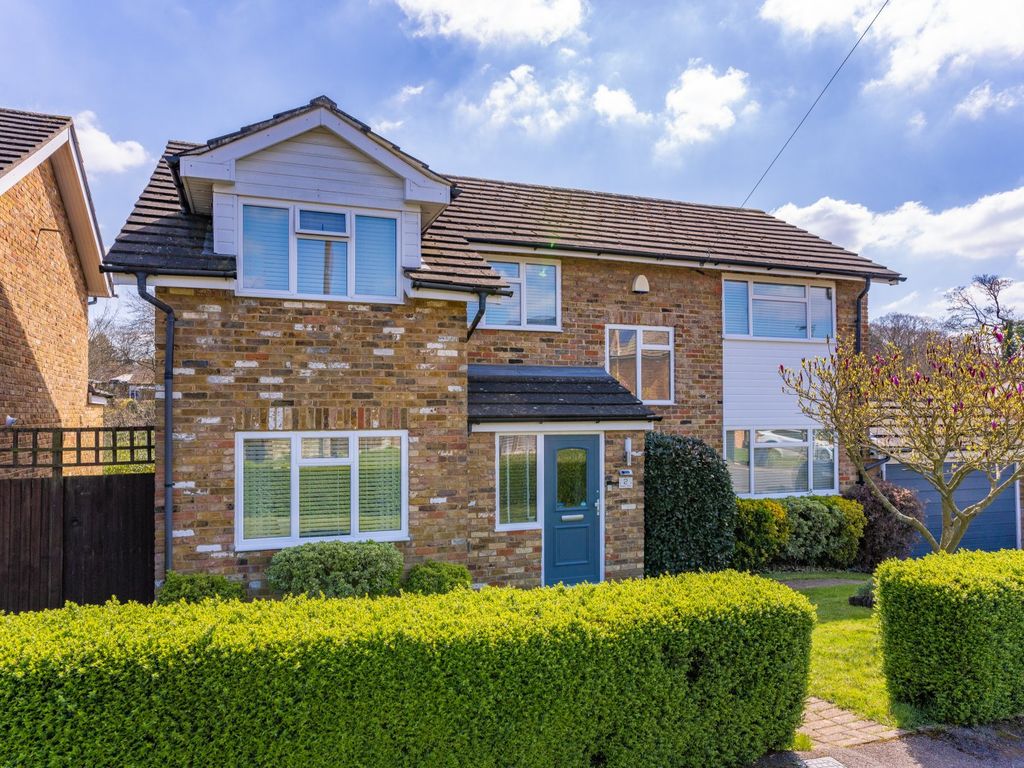 4 bed detached house for sale in Magpie Close, Flackwell Heath HP10 ...