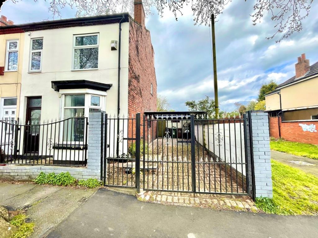 3 bed semidetached house for sale in 450 Bloxwich Road, Bloxwich