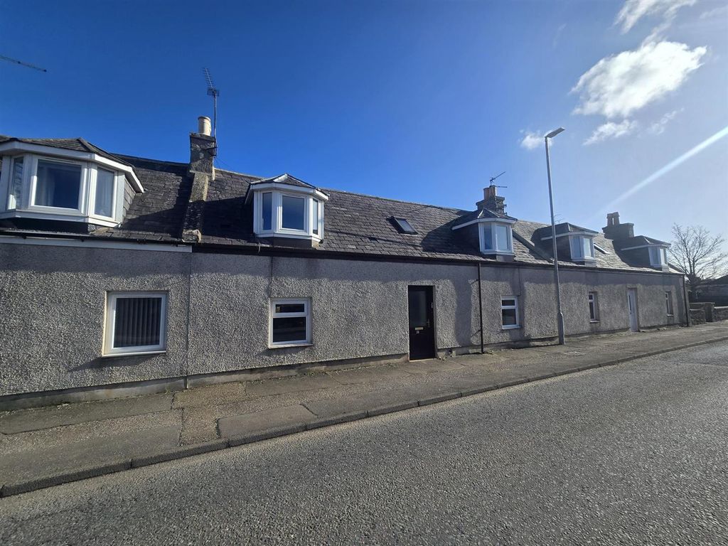 Property for sale in Elgin Road, Lossiemouth IV31, £140,000 Zoopla