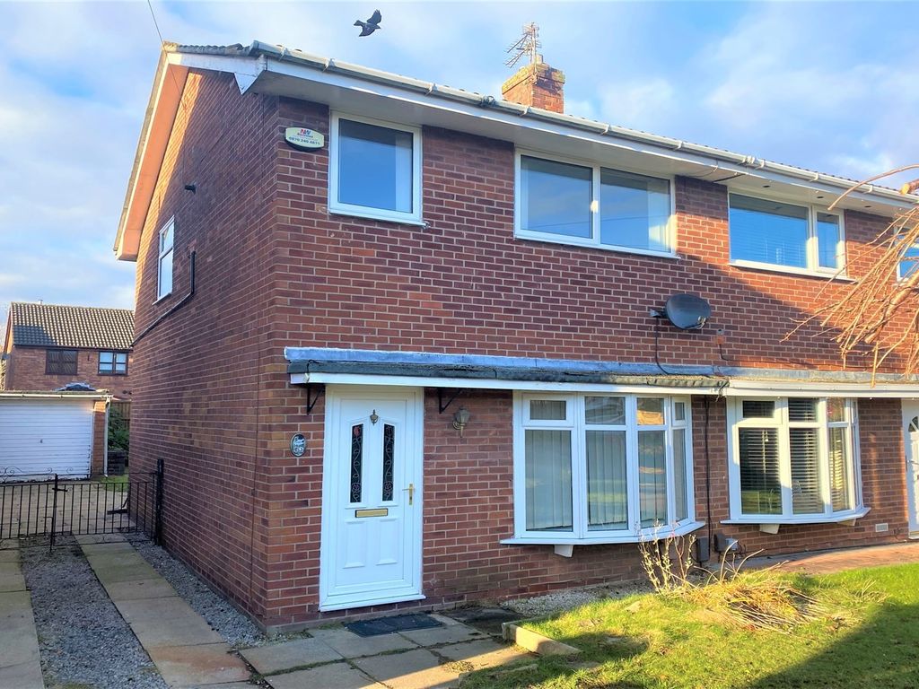 3 bed semidetached house for sale in Mallard Crescent, Poynton