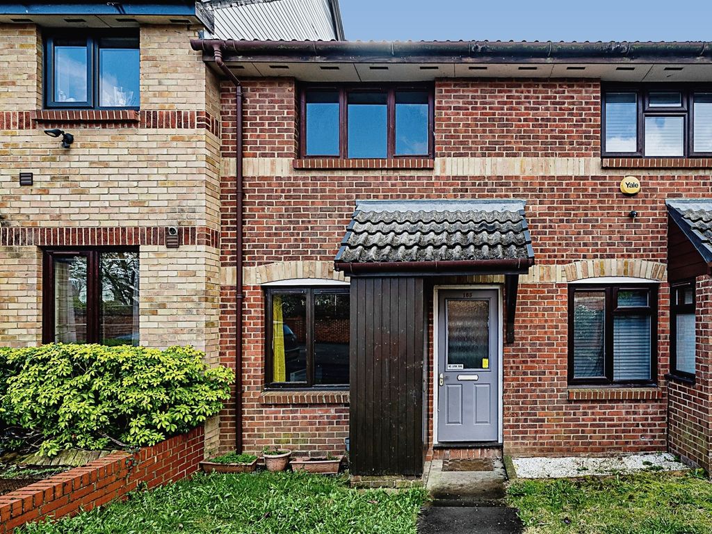 2 bed terraced house for sale in Maypole Road, Burnham, Slough SL6 Zoopla