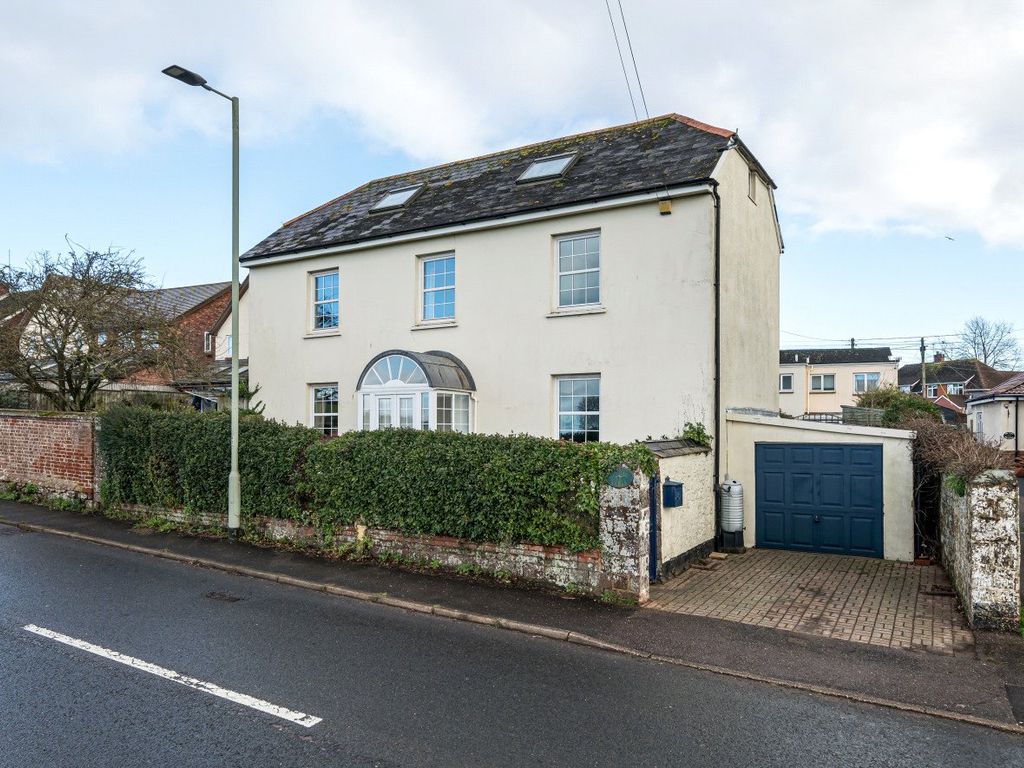 4 bed detached house for sale in Broadclyst, Exeter EX5 Zoopla