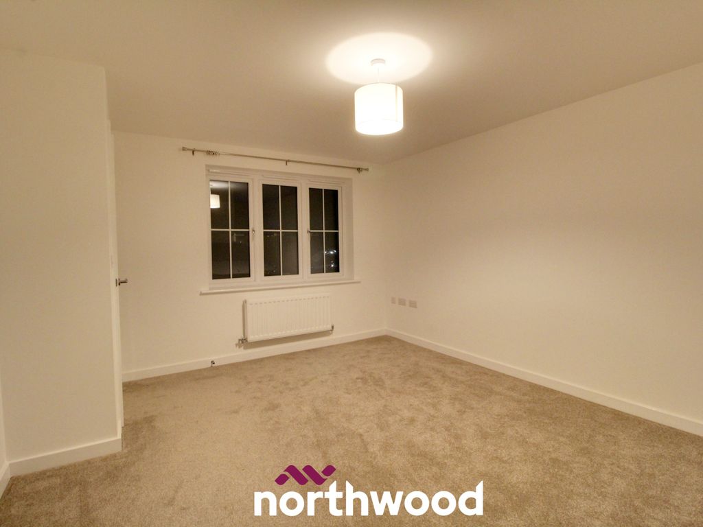 3 bed semidetached house to rent in Kirkby Grove, Bircotes, Doncaster