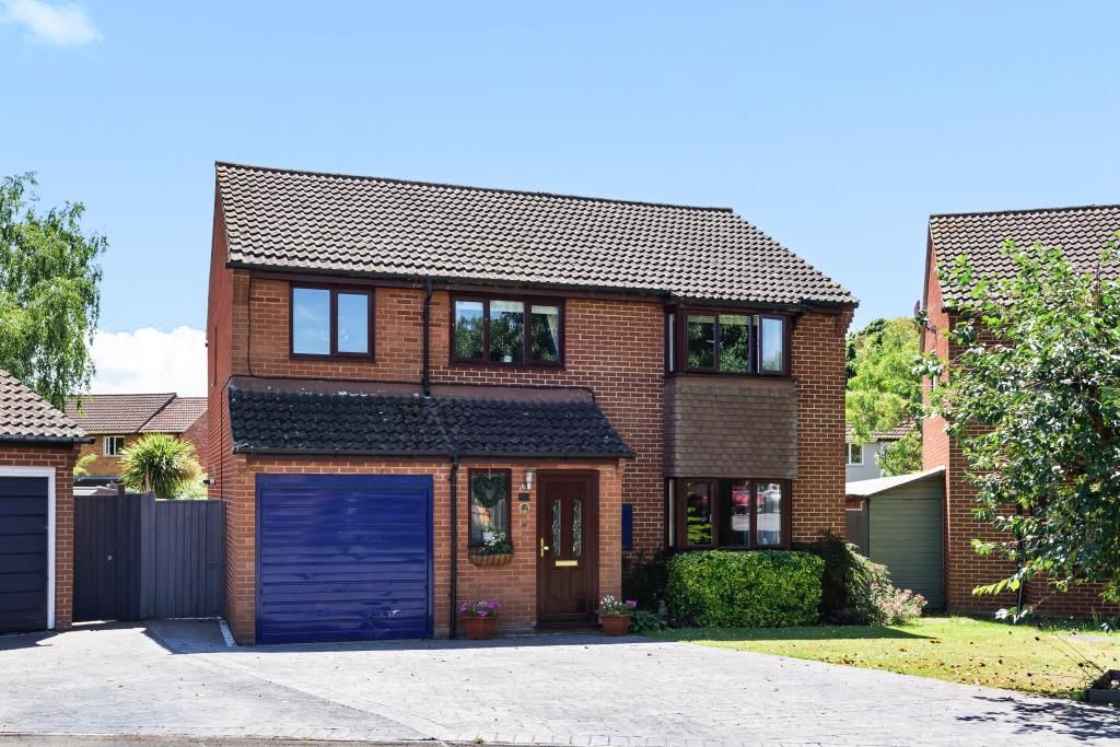 Cul-De-Sac Location, Bicester, Oxfordshire OX26  