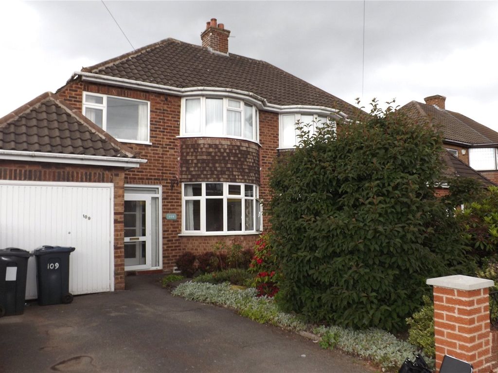 3 bed semidetached house for sale in Bucklands End Lane, Birmingham