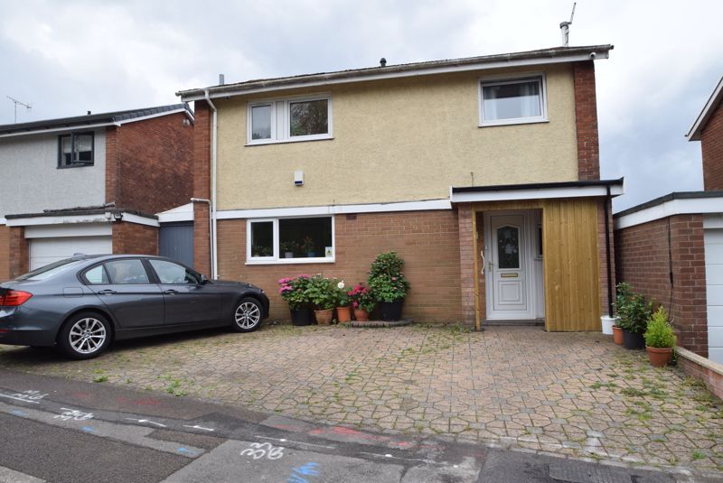 3 bed detached house for sale in Plantation Drive, Croesyceiliog