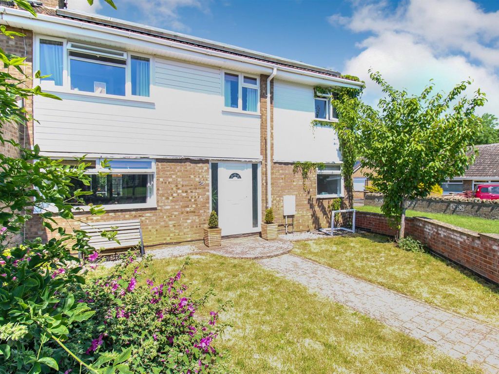4 bed semidetached house for sale in Fjord Walk, Corby NN18 Zoopla