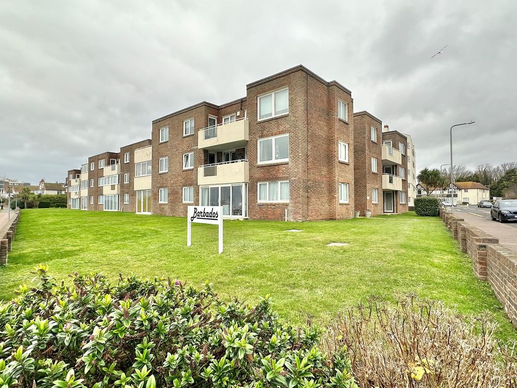 2 bed flat for sale in De La Warr Parade, BexhillOnSea TN40, £239,950