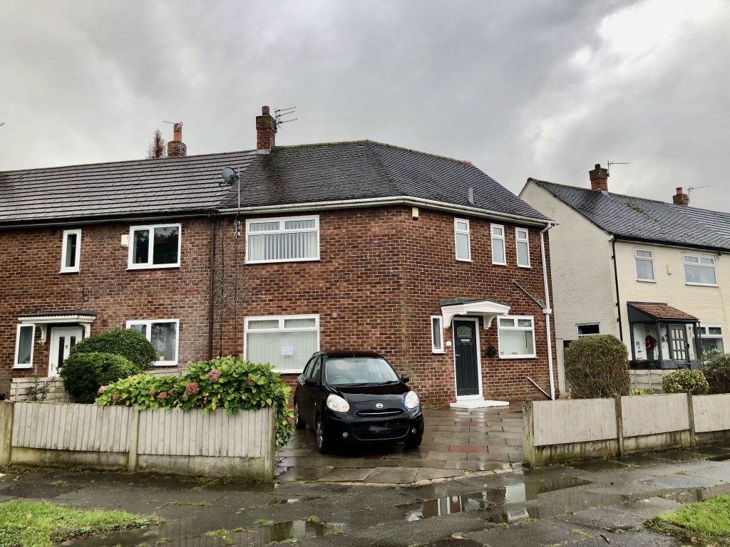 3 bed terraced house for sale in Kingsgate Road, Wythenshawe