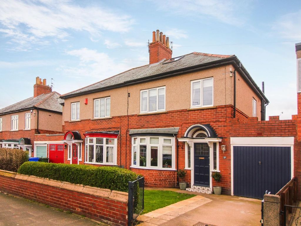 3 bed semidetached house for sale in Cypress Gardens, Blyth NE24 Zoopla