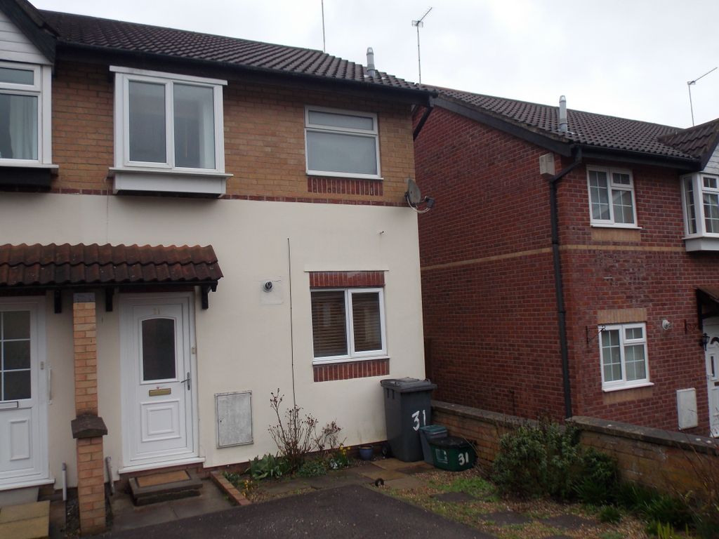 2 bed semidetached house to rent in Jeffery Court, Warmley, Bristol