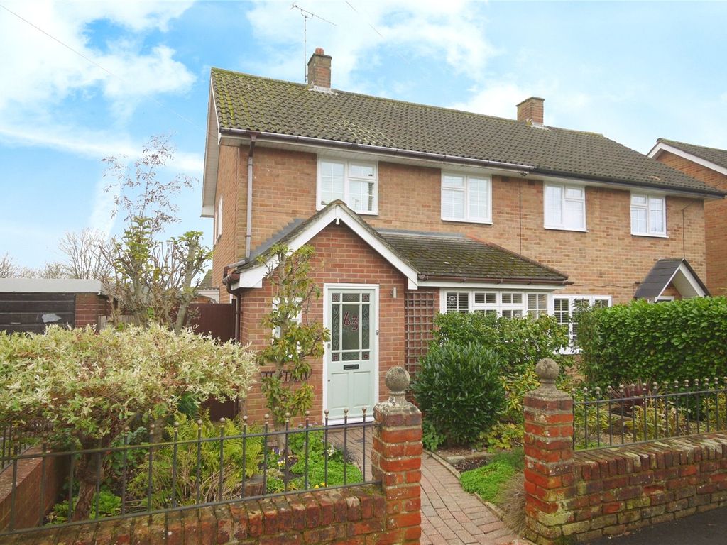 3 bed semidetached house for sale in Knights Way, Brentwood, Essex CM13, £400,000 Zoopla