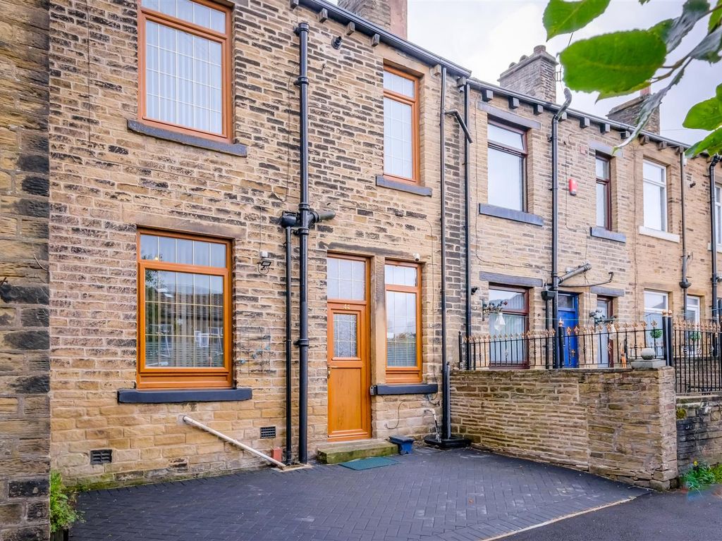 3 bed terraced house for sale in Keighley Road, Halifax HX2 Zoopla