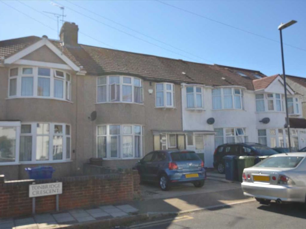 3 bed terraced house to rent in Tonbridge Crescent, Queensbury, Harrow