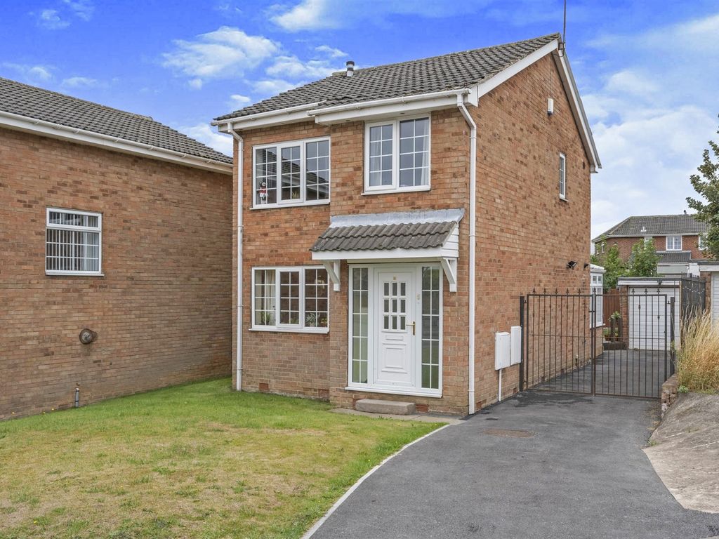 3 bed detached house for sale in Brow Hill Road, Maltby, Rotherham S66