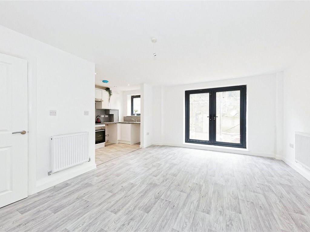 New home, 2 bed flat for sale in Folkestone Road, Dover, Kent CT17, £290,000 Zoopla