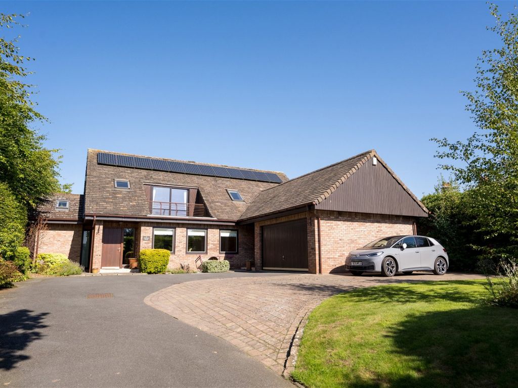 5 bed detached house for sale in Rossett Green Lane, Harrogate HG2 Zoopla
