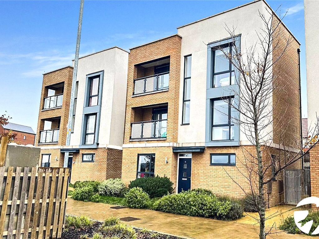 5 bed detached house for sale in Embleton Lane, Castle Hill, Ebbsfleet