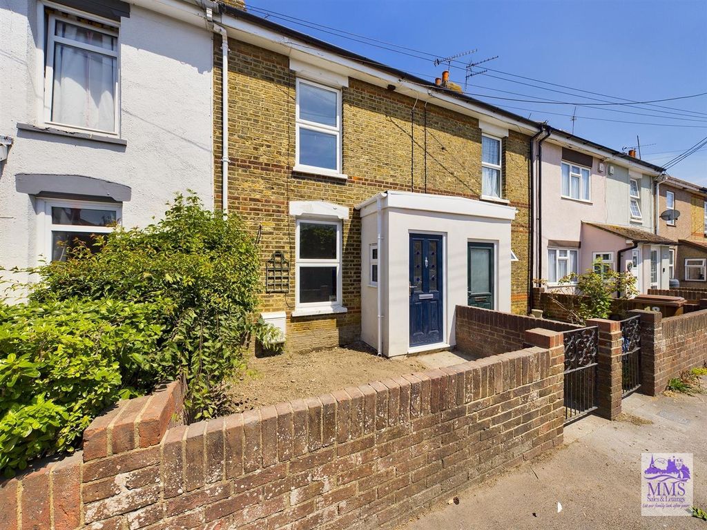 2 bed terraced house for sale in Higham Road, Wainscott, Rochester ME3